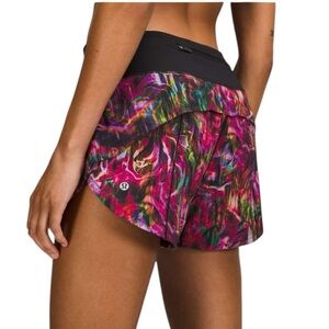LULULEMON Speed Up Hyper Flow Pink Multi/Black Mid-Rise 4" Shorts Size 0